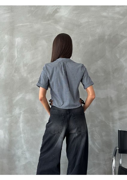 Kemer Detaylı V Yaka Crop Cepli Gömlek indirimleri