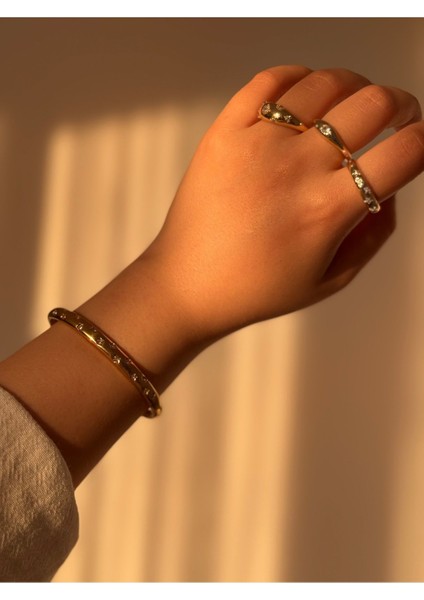 Beyaz Taşlı Yıldız Motifli Çelik Gold Ayarlanabilir Yüzük 3 modelleri