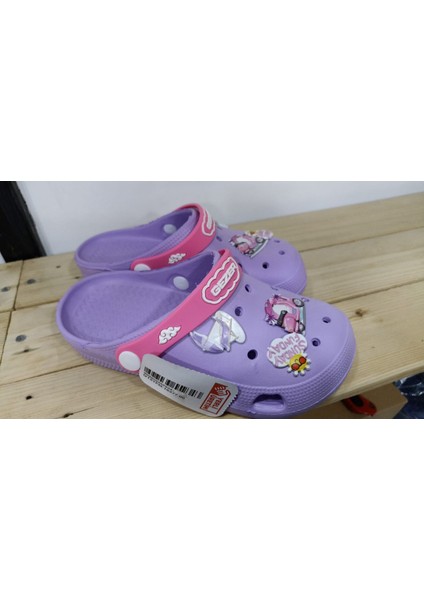 Yeni Sezon Rahat Taban Figürlü Cross Kız Çocuk Terlik modelleri