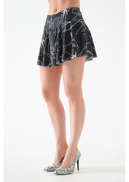 Kadın Siyah Çizgi Yüksek Bel Şort Etek – Şık ve Rahat Etek Modeli fiyatları