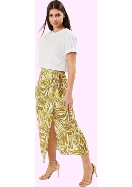 Kadın Maxi Boy Etnik Desenli Saten Midi Etek Yaz Aylarının Vazgeçilmezi Stilin Buluştuğu Yer