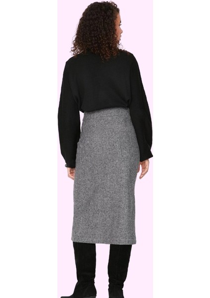 Kadın Kalem Etek Kış Mevsimi Için Dokuma Kaşe Kumaş Kemer Detaylı Yaz Aylarının Vazgeçilmezi modelleri