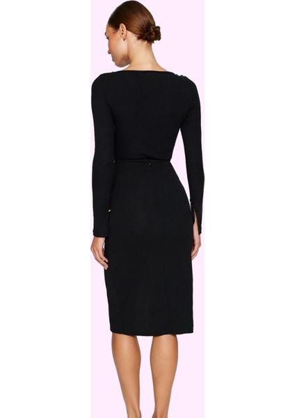 Kadın Kalem Etek Midi Boy Scuba Krep Kumaştan Polyester Günlük Kullanım Yaz Aylarının Vazgeçilmezi modelleri