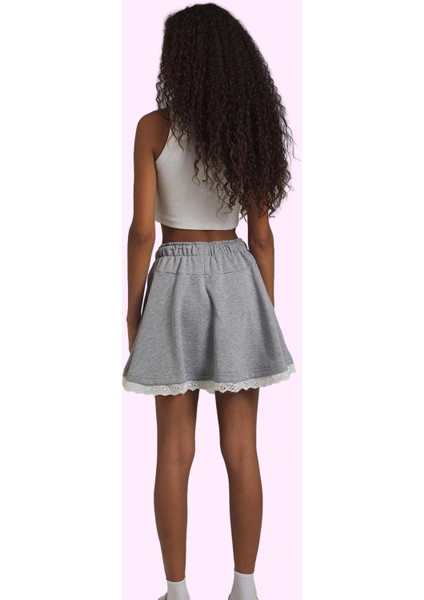 Kadın Yüksek Bel Skater Mini Etek Dantel Detaylı Örme Kumaş Günlük Yaz Aylarının Vazgeçilmezi modelleri