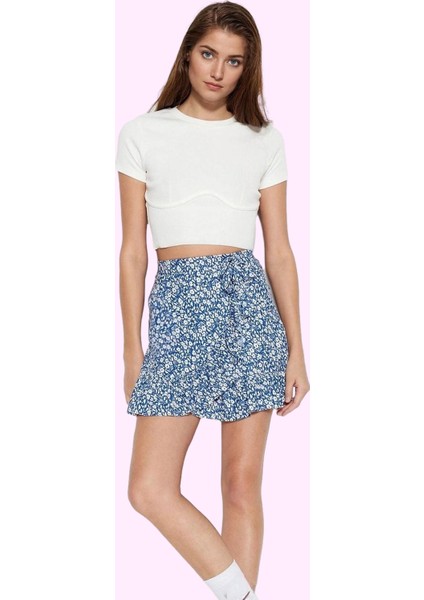 Kadın Skater Mini Etek Polyester Kaşkorse Kumaş Çiçekli Desenli Yazlık Yaz Aylarının Vazgeçilmezi