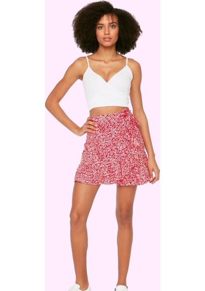 Kadın Skater Mini Etek Polyester Kaşkorse Kumaş Çiçekli Desenli Yazlık Yaz Aylarının Vazgeçilmezi