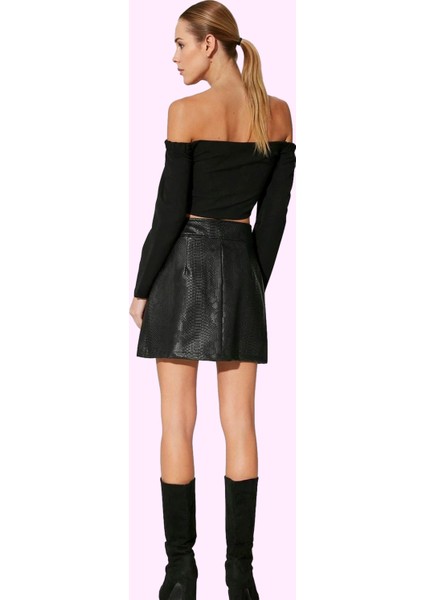 Kadın Mini Etek A Line Kesim Yüksek Bel Suni Deri Şık Gece Çıkışları Için Günlük Kombinler modelleri