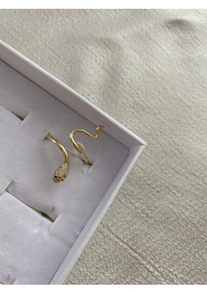 Xuping Ayarlamalı Yılan Taşlı Gold Yüzük indirimleri