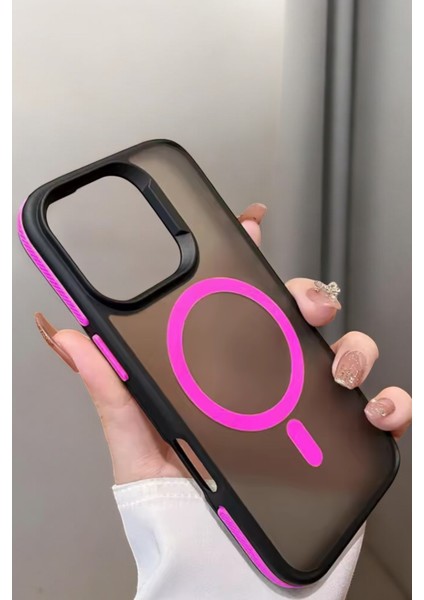 Iphone 14 Pro Uyumlu Kılıf Magsafe Özellikli Darbe Emici Şeritli Silikon Kapak modelleri