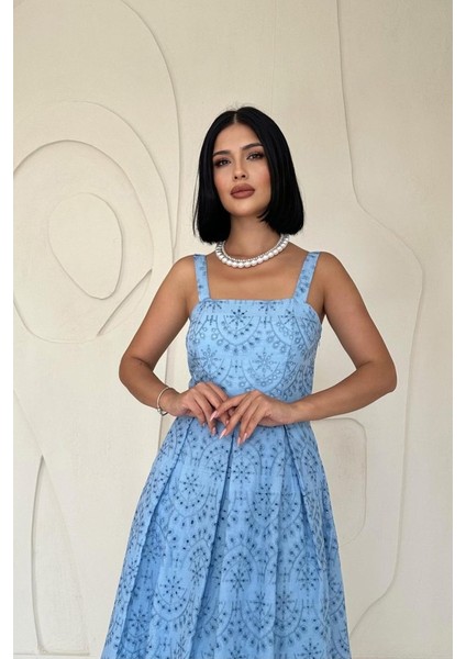 Mavi Askılı Aparatlı Brode Elbise fiyatları