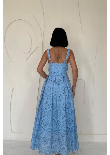 Mavi Askılı Aparatlı Brode Elbise fırsatları