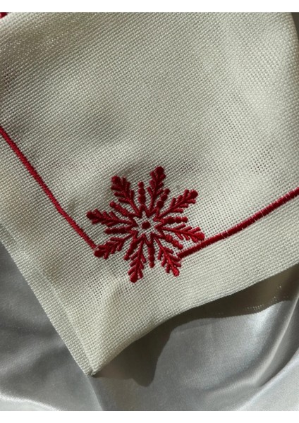 Kar Tanesi Nakışlı Peçete – Yılbaşı ve Kış Temalı Sofralar Için Zarif Tasarım fiyatları