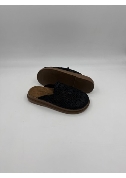 Dikişli Önü Kapalı Terlik modelleri