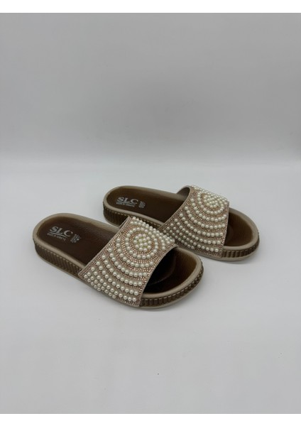 Yuvarlak Detaylı Taşlı Boncuklu Terlik