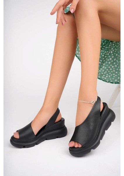 Mnrs 03212 Kadın Günlük Dolgu Topuk Sandalet modelleri