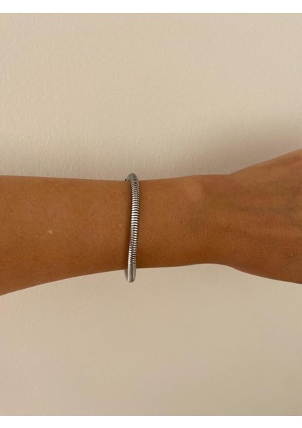 Silver Çelik Yuvarlak Modelli Bileklik fırsatları