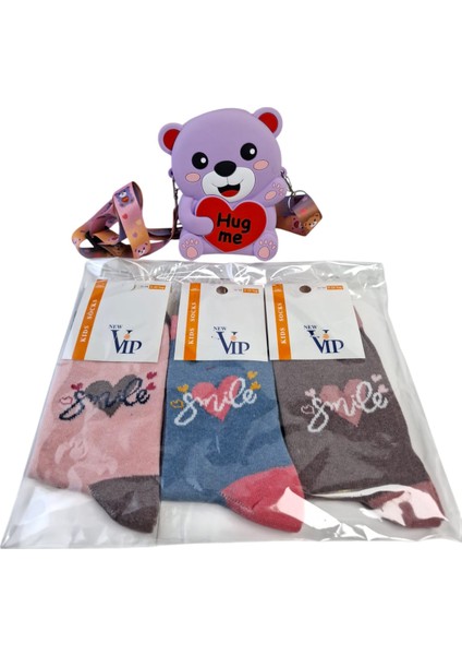 Kız Çocuk Mini Ayıcık Ortası Kalp Figürlü Lila Renk Çanta Vip Model 3 Renk Çorap 4 Lü Set