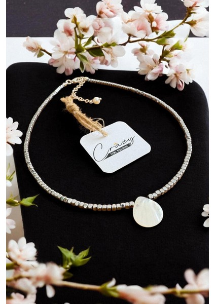 Hematit & Sedef Doğaltaşlı 925 Ayar Gümüş Malzemeli Kadın Kolye