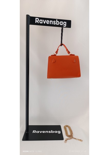 Kilit Detaylı Lüks El ve Omuz Kadın Çanta fiyatları