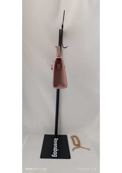 Kilit Detaylı Lüks El ve Omuz Kadın Çanta fırsatları