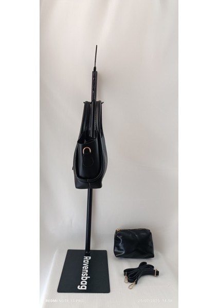 Kilit Kapama Yavrulu El ve Omuz Kadın Çanta modelleri