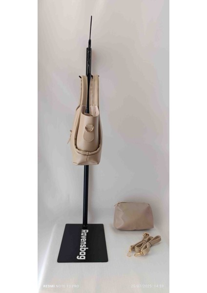 Kilit Kapama Yavrulu El ve Omuz Kadın Çanta fırsatları