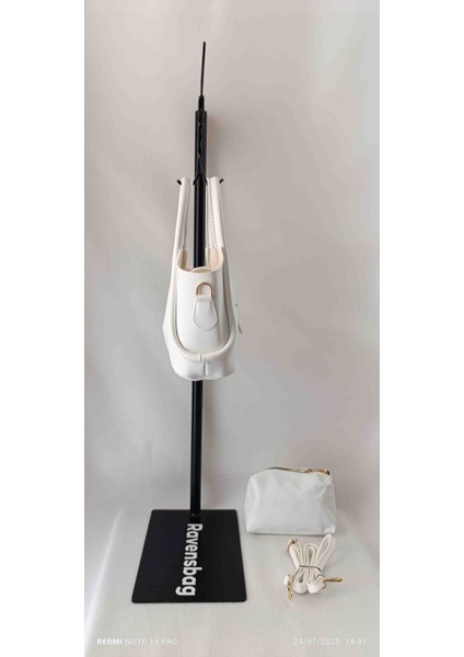 Kilit Kapama Yavrulu El ve Omuz Kadın Çanta modelleri