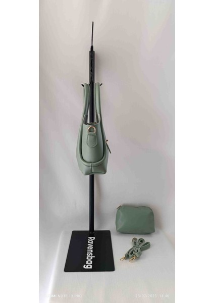 Kilit Kapama Yavrulu El ve Omuz Kadın Çanta fırsatları