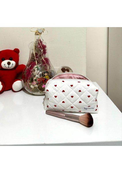 Love Heart Serisi – Kalp Desenli Kapitone Makyaj Çantası – Yıkanabilir Büyük Boy fırsatları