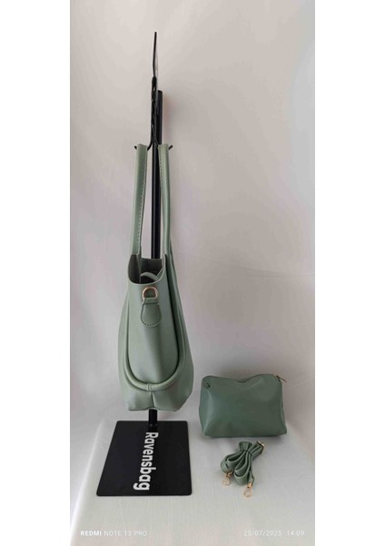 Yavrulu Orta Boy El ve Omuz Kadın Çanta modelleri