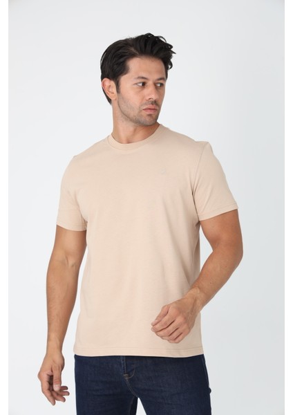 Bej Tişört - Sol Göğüste Gri Nakışlı "z" Harfi Tasarım modelleri