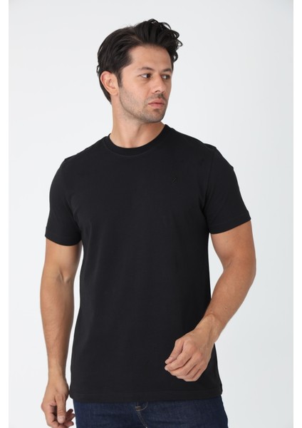 Siyah Tişört - Sol Göğüste Siyah Nakışlı "z" Harfi Tasarım modelleri