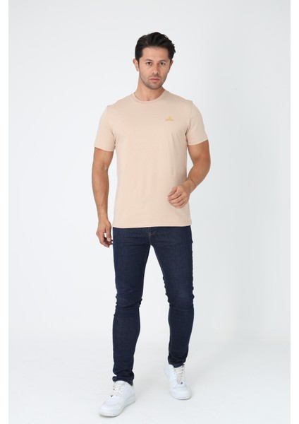 Bej Tişört - Sarı Nakışlı "z / Zekora" Sol Göğüs Tasarımı