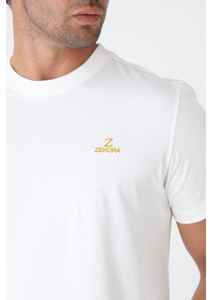 Beyaz Tişört - Sarı Nakışlı "z / Zekora" Sol Göğüs Tasarımı