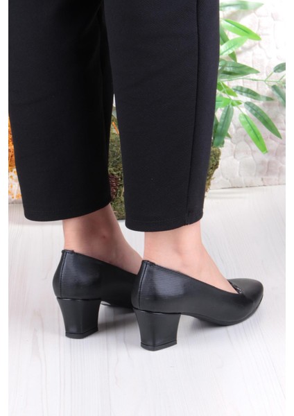 168689 Nur Taş Detaylı Alçak Topuklu Kadın Ayakkabı modelleri