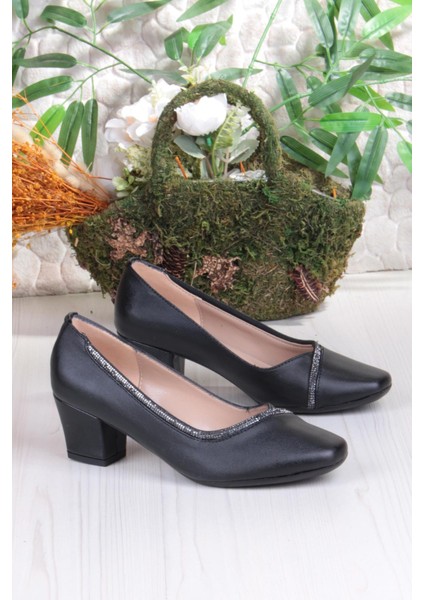 168606 Nur Taş Detaylı Alçak Topuklu Kadın Ayakkabı indirimleri