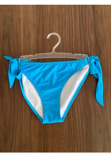 3 Renk 1 Paket Pembe-Kırmızı-Açık Mavi Kalın Ip Bağcıklı Bikini Altı fırsatları