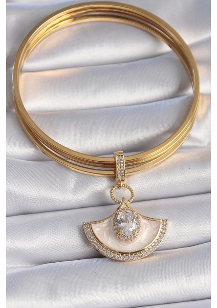 Pirinç Gold Renk Zirkon Taş Detaylı Beyaz Mineli Ajda Charm fiyatları