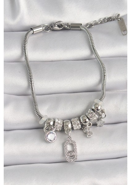 Pirinç Gümüş Renk Zincir Sallantı Zirkon Taşlı Messika Figür Yıldız Detay Kadın Bileklik