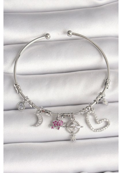 Pirinç Gümüş Renk Sallantı Zirkon Taşlı Gezegen Figür Kalp Detay Charm Kadın Bileklik