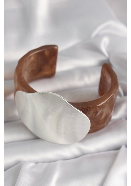 Kahverengi Mermer Desen Akrilik Plastik Gümüş Plaka Model Vintage Kadın Bilezik fiyatları