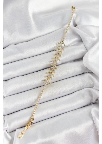 Pirinç Gold Renk Zirkon Taşlı Balık Sırtı Kadın Bileklik