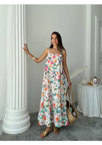 Çiçek Desen Kare Yaka Uzun Elbise