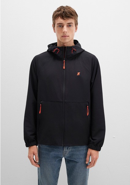 Kapüşonlu Siyah Ceket 0110610-71379