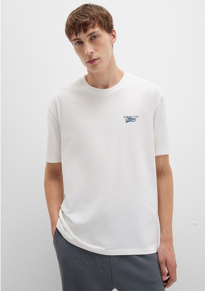 Mavi Baskılı Ekru Tişört 0612840-70057 modelleri