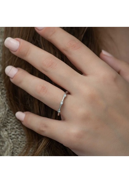 Gümüş Beştaşlı Mekik Bayan Yüzük 16 fırsatları