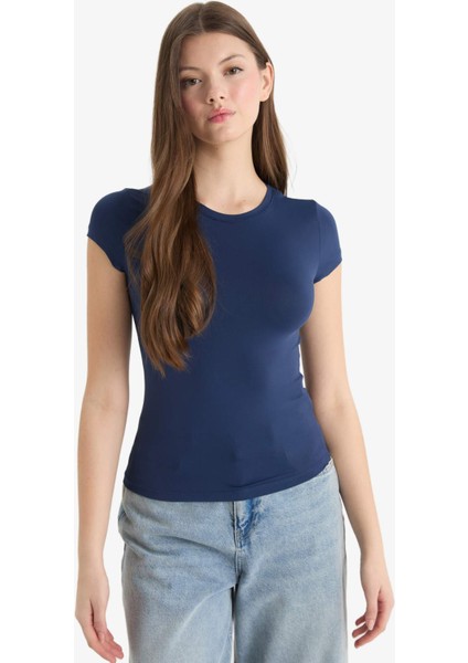 Fitted Bisiklet Yaka Basic Düz Kısa Kollu Tişört F3833AX25SM fırsatları