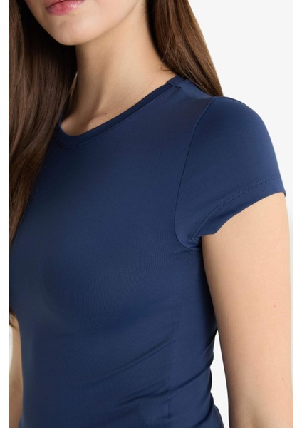 Fitted Bisiklet Yaka Basic Düz Kısa Kollu Tişört F3833AX25SM indirimleri