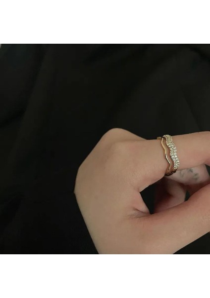 Zarif Taşlı Yüzük ile Tarzınızı Tamamlayın modelleri