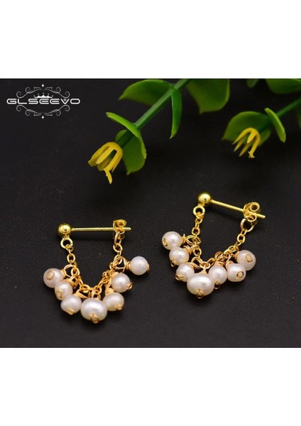 Şıklığınızı Tamamlayacak Incili Kadın Küpe